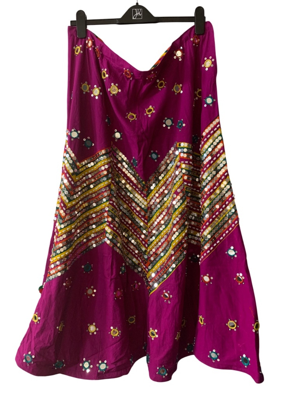 Vibrant Multi-Color Festive Magenta Set - Picture 4 of 6